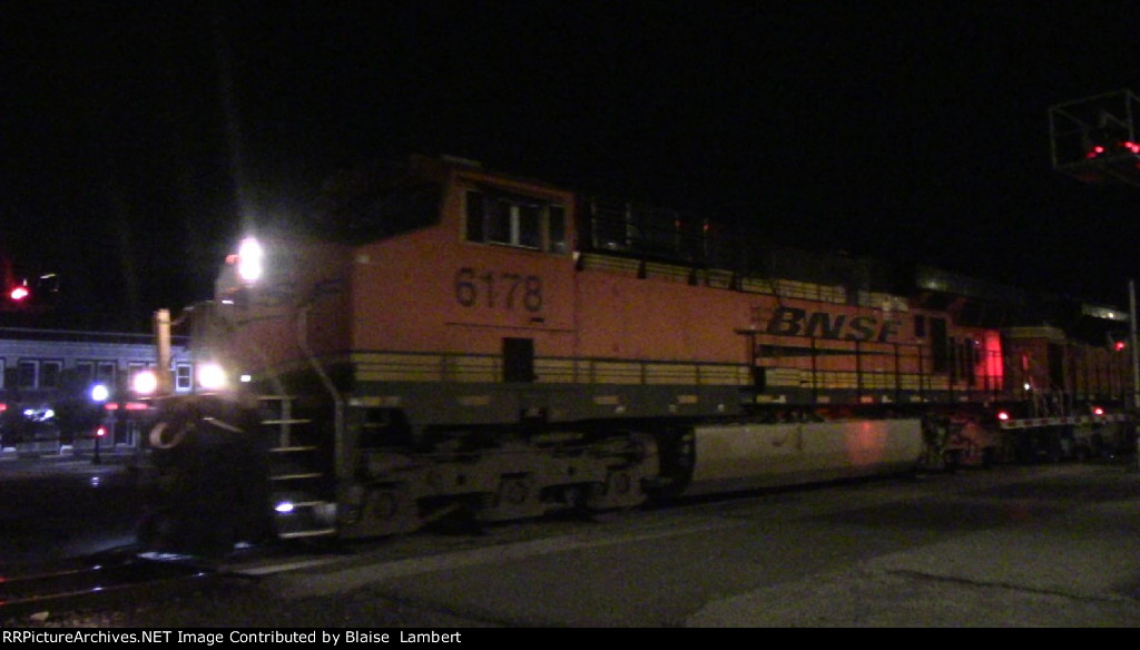 BNSF LCHI6561